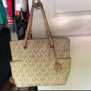 Michael Kors purse